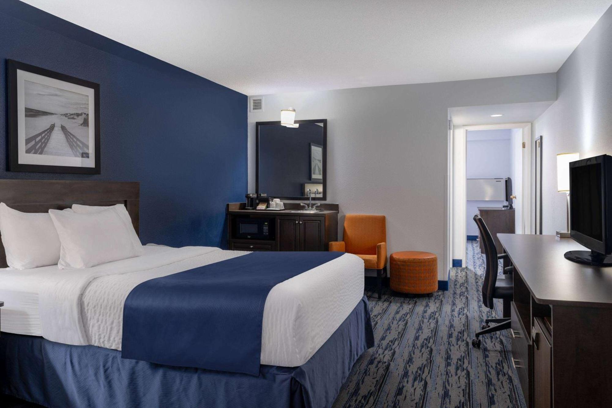 Travelodge Suites By Wyndham Сейнт Джон Екстериор снимка